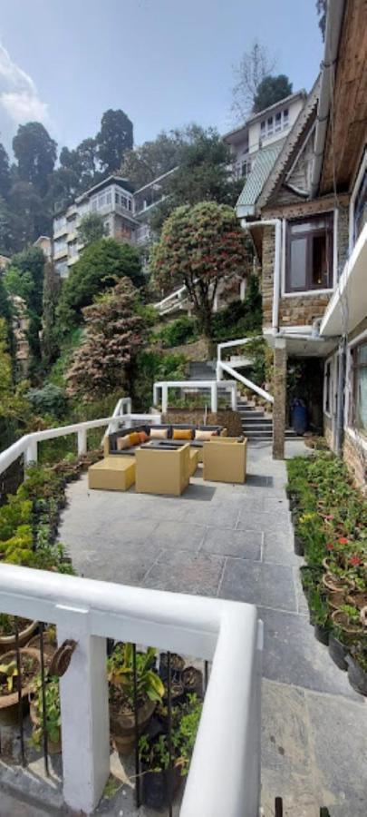 The English Cottage Darjeeling ดาร์จีลิง ภายนอก รูปภาพ