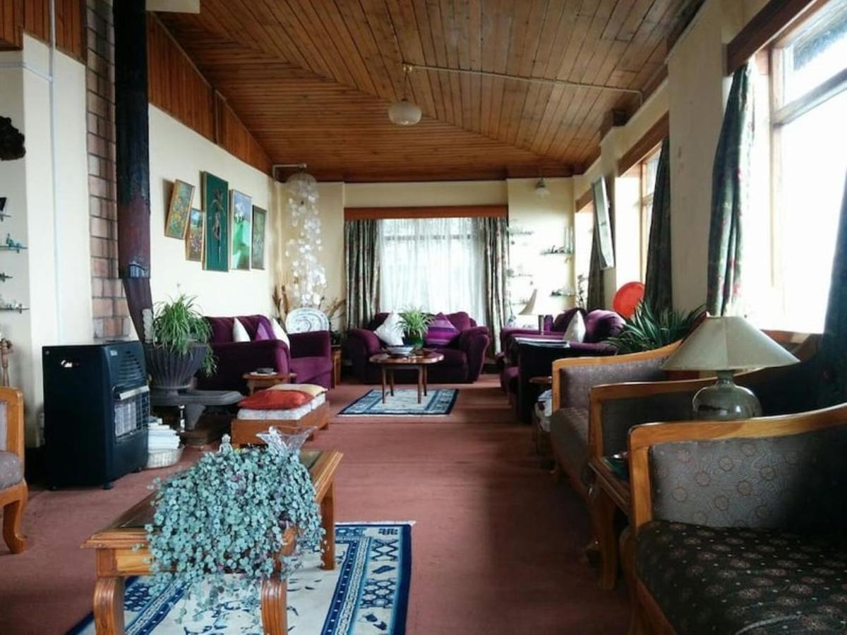The English Cottage Darjeeling ดาร์จีลิง ภายนอก รูปภาพ
